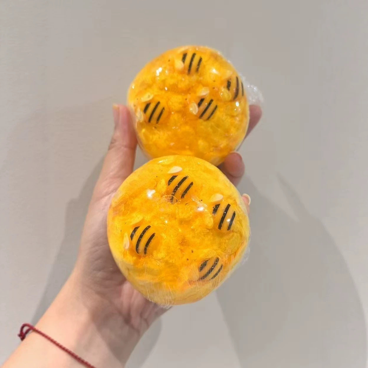 ลูกบอลบีบสัมผัสนุ่มกรุบกรอบ ขอ - Party Games For Adults And Kids บทวิจารณ์และราคา